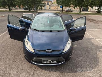 Ford Fiesta 1.4 TDCi 70CV 5 porte Titanium