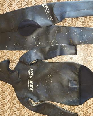 Tuta da sub mimetizzato +scarpette pinne in carbon