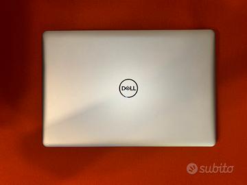 Dell inspairon 17 5770 Silver