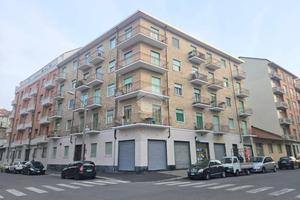2 LOCALI A TORINO