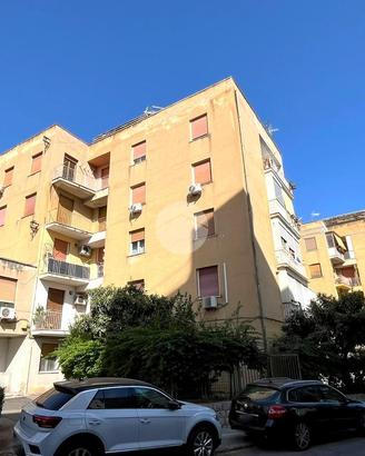 3 LOCALI A PALERMO