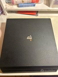 ps4 pro 1tb perfettamente funzionante