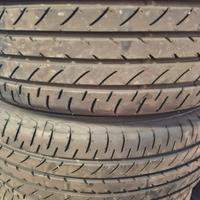 gomme Yokohama  225/60 18 100h