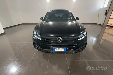 Volkswagen Touareg 3.0 V6 TDI SCR Elegance