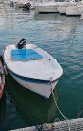 barca Hellas 9,9 hp