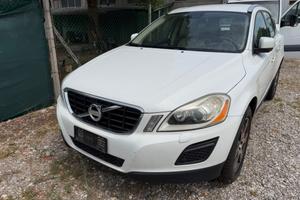 Volvo XC 60 XC60 D5 AWD Geartronic Kinetic
