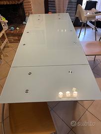 Tavolo in vetro allungabile + 4 sedie