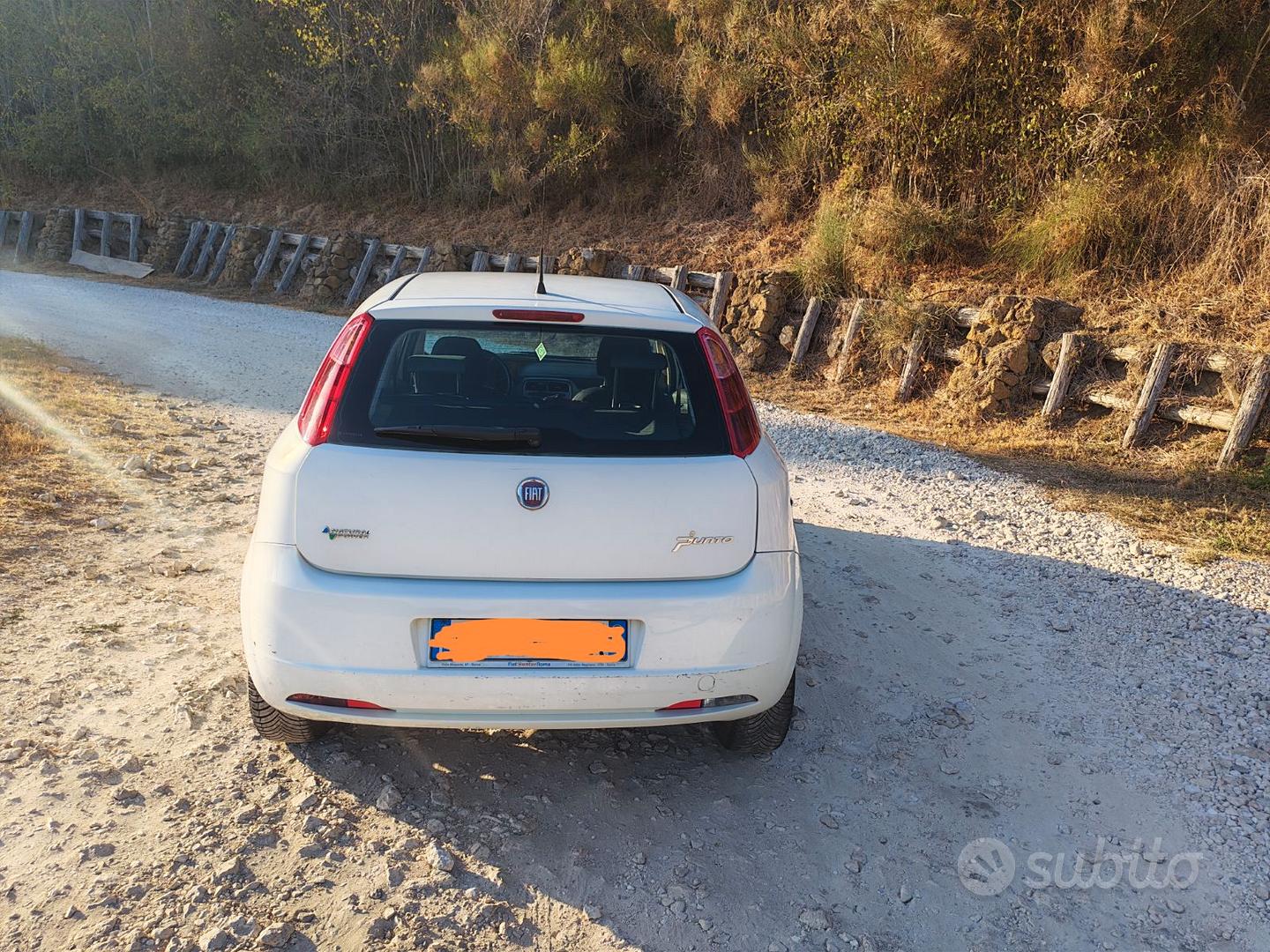 Fiat Grande Punto 2009 photo 3