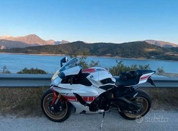 R1 world gp