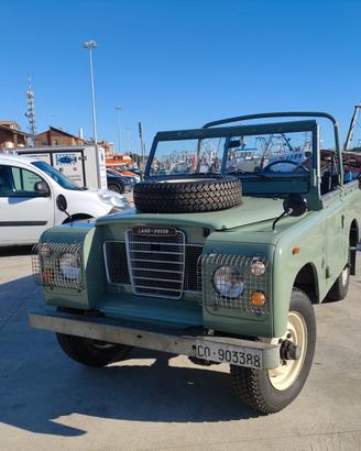 Land Rover 88 series 3