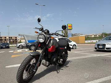 Royal Enfield Scram 411 come nuova