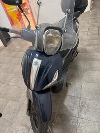 Piaggio Beverly 350 - 2012
