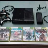 Xbox 360E con 2 controller più giochi 