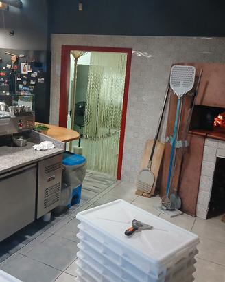 cessione attività di ristorante e pizzeria
