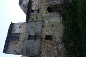 FABBRICATO in Roccamandolfi