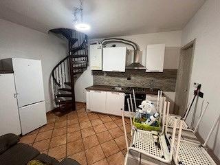 Bilocale +cantina e box