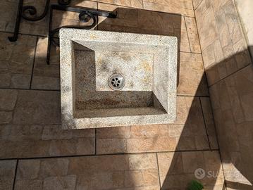 Lavandino Esterno Pilozzo Graniglia +staffe