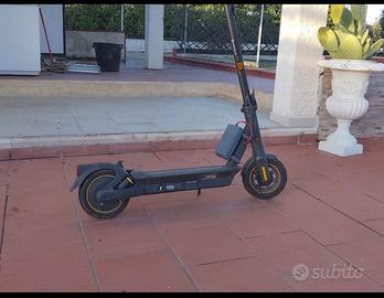 Segway-Ninebot Max G2 60 VOLT