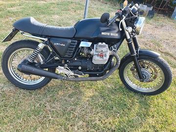 Moto Guzzi V7 750 Classic 2011