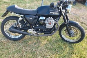 Moto Guzzi V7 750 Classic 2011
