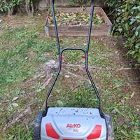 Tagliaerba manuale a spinta