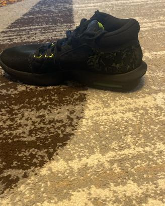 Scarpe basket