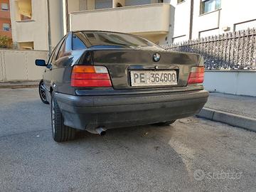 BMW 318i E36 1992