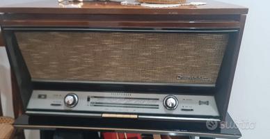 Radio-giradischi anni '60