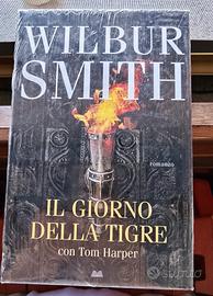 LIBRO ROMANZO IL GIORNO DELLA TIGRE 