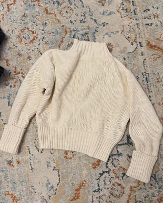 Maglione caldo color crema – stile casual chic