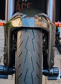 parafango anteriore carbonio lucido