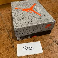 Jordan 4 Bred Reimagined EU 42 - US 8.5