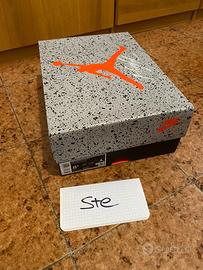 Jordan 4 Bred Reimagined EU 42 - US 8.5