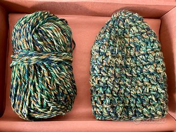 Cappello uncinetto fatto a mano in lana