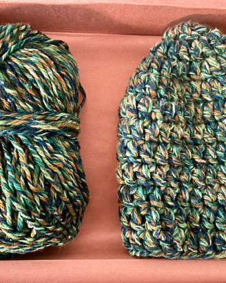 Cappello uncinetto fatto a mano in lana