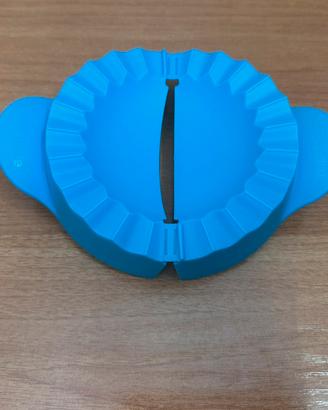 Stampo panzerotti nuovo tupperware