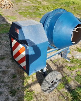 Betoniera a scoppio
