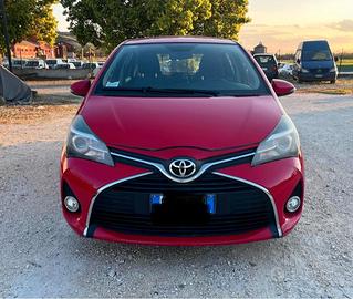 Toyota Yaris 1.0 5 porte Lounge