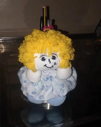 Bambolina portapenne 