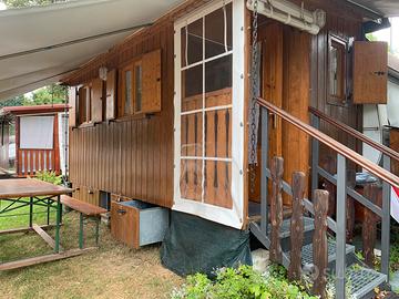 Roulotte con preingresso