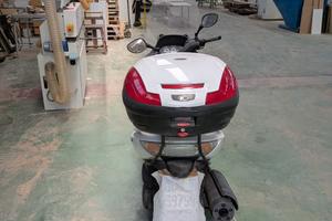 Scooter  Kymco 300 xciting motore rotto