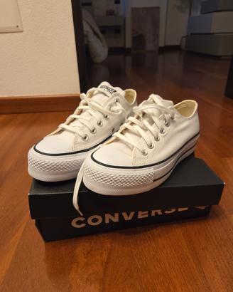 Converse All Star Platform bianche – pari al nuovo