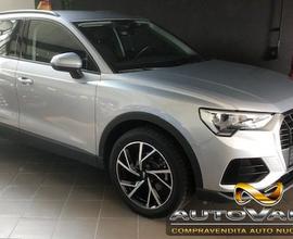 AUDI Q3 35 TDI Quattro S tronic Business Advance