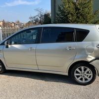 Toyota Corolla Verso pezzi