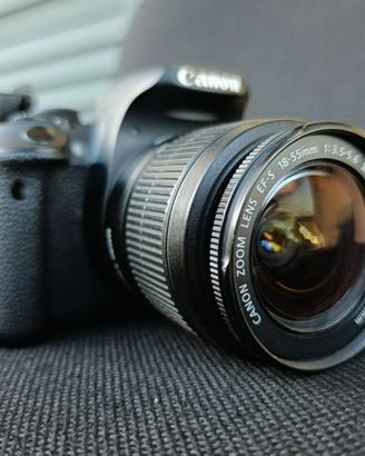Canon EOS 700D in "perfette" condizioni