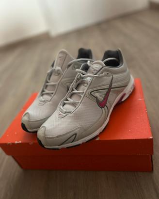 Nike Air Max Moto 2K