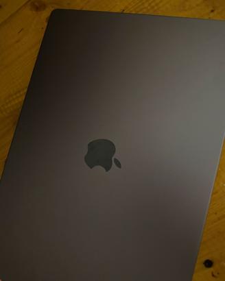 MacbookPro M1 PRO 16” 16ram 512 ssd