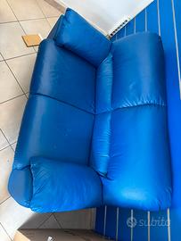 Divano 2 posti