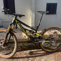 bici enduro Devinci Spartan carbon 27.5