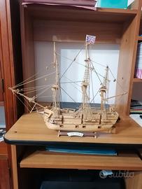 Modellino Veliero Endeavour